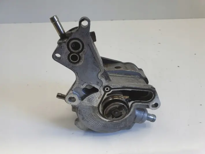 VW Passat B5 1.9 TDI POMPA VACUM wakum 038145209A
