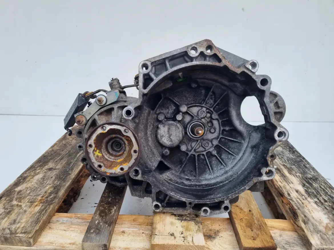 Skoda Octavia I 1.4 1.6 16V SKRZYNIA BIEGÓW ERT manualna MANUAL