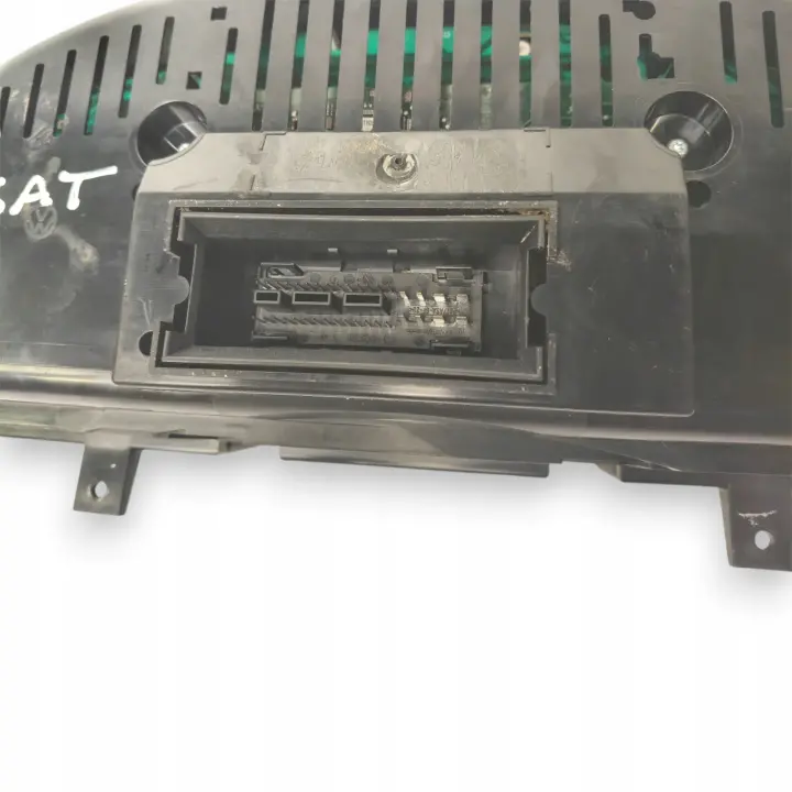 2d16d624810210392dc013b96384cb2e