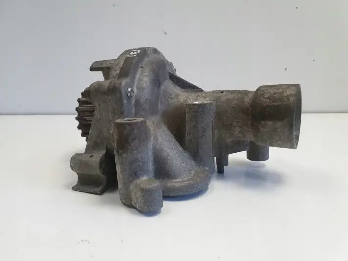Citroen C5 III 2.0 16V RFJ OBUDOWA POMPY WODY pompa wody 9670557580