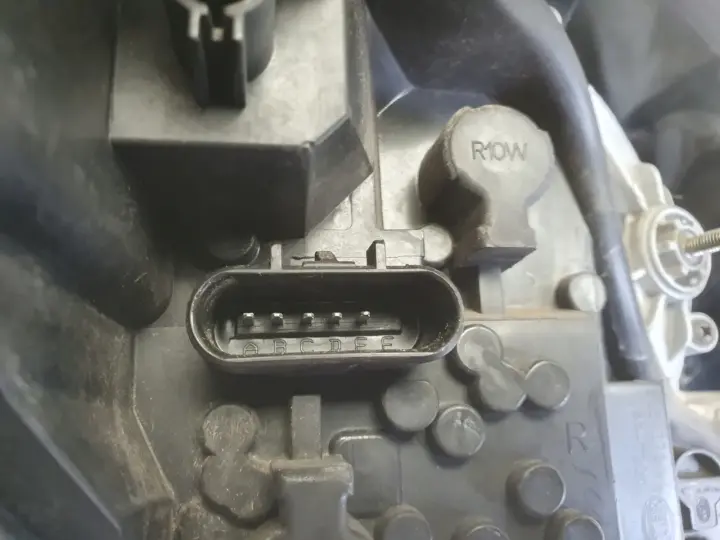 Opel Insignia A HB TYLNA LAMPA PRAWA prawy tył pasażera anglik