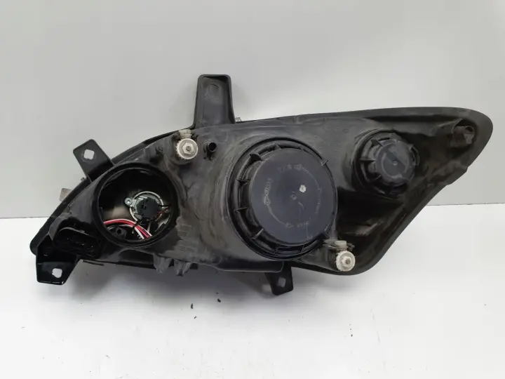 Mercedes Vito Viano W639 LIFT PRZEDNIA LAMPA PRAWA prawy przód A6398201961