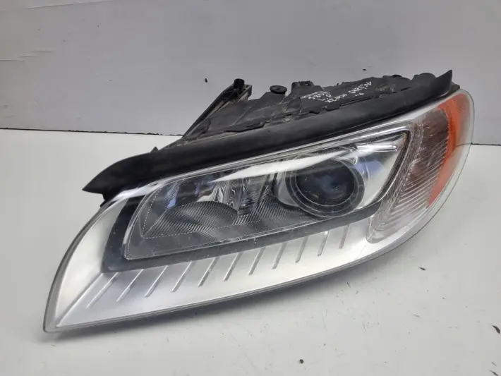 Volvo V70 XC70 III S80 II PRZEDNIA LAMPA LEWA lewy przód XENON 31353532