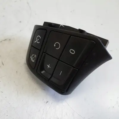 Volvo V60 I S60 II LEWY PRZYCISK KIEROWNICY panel sterowania 31334457