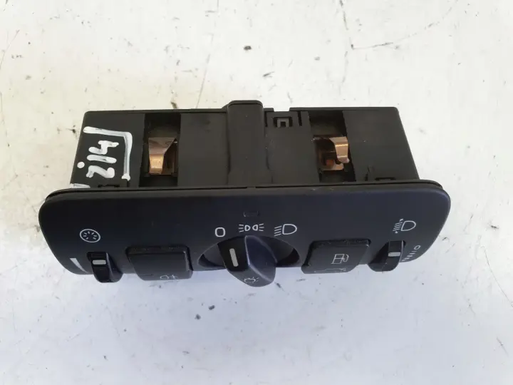 Volvo XC60 V60 S60 II WŁĄCZNIK ŚWIATEŁ Przełącznik panel 30739413