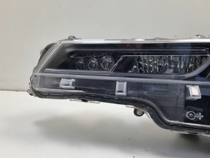 Toyota Corolla XII E21 PRZEDNIA LAMPA LEWA lewy przód FULL LED 81150-02S60