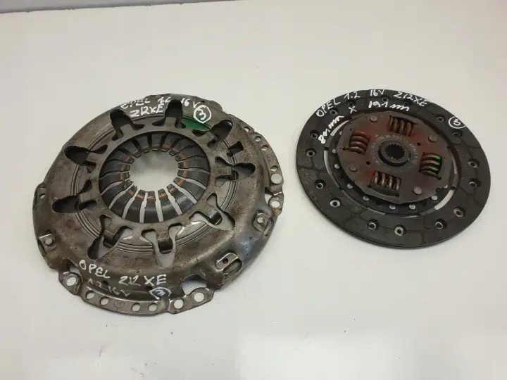 Opel Corsa C 1.2 16V TARCZA DOCISK sprzęgło