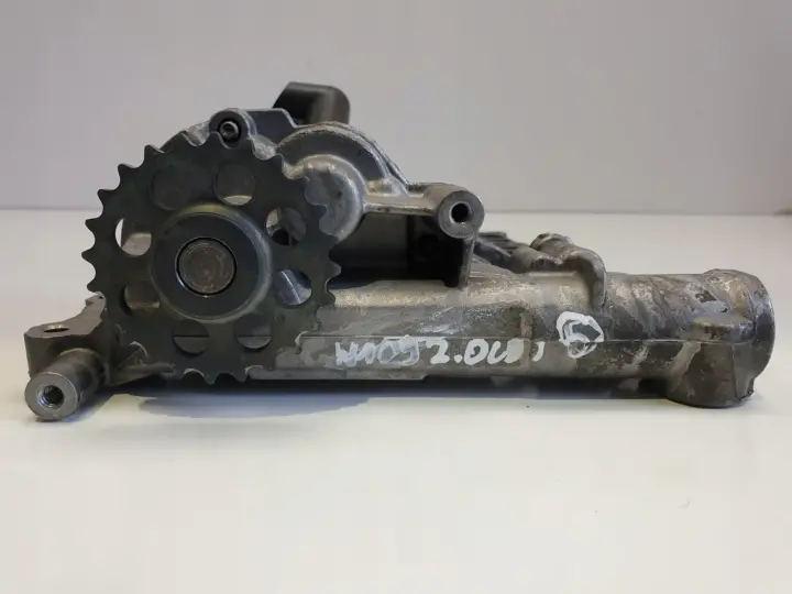 Mercedes W169 2.0 CDI POMPA OLEJU OSŁONA WAŁU