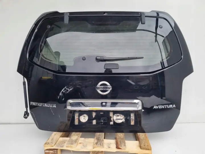 Nissan Pathfinder III R51 TYLNA TYLNIA KLAPA BAGAŻNIKA TYŁ czarna czarny
