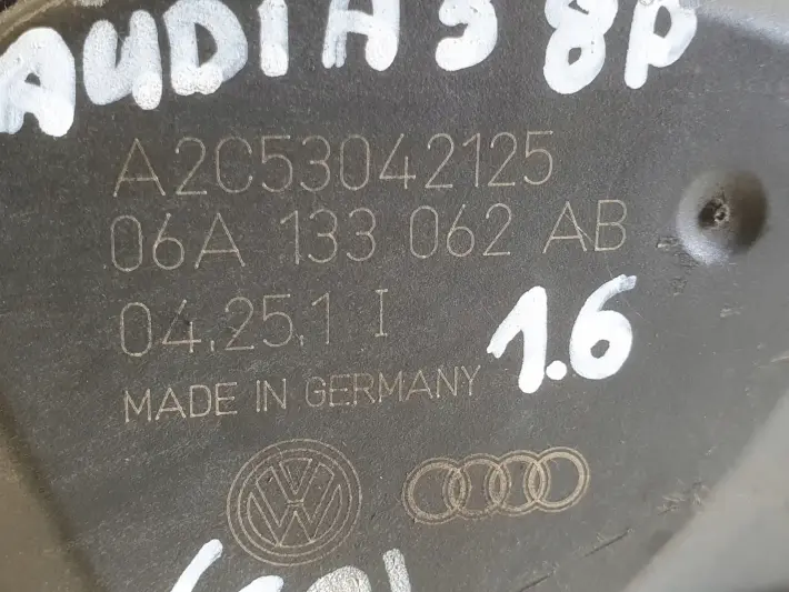 Audi A3 II 8P 1.6 8V PRZEPUSTNICA 06A133062AB