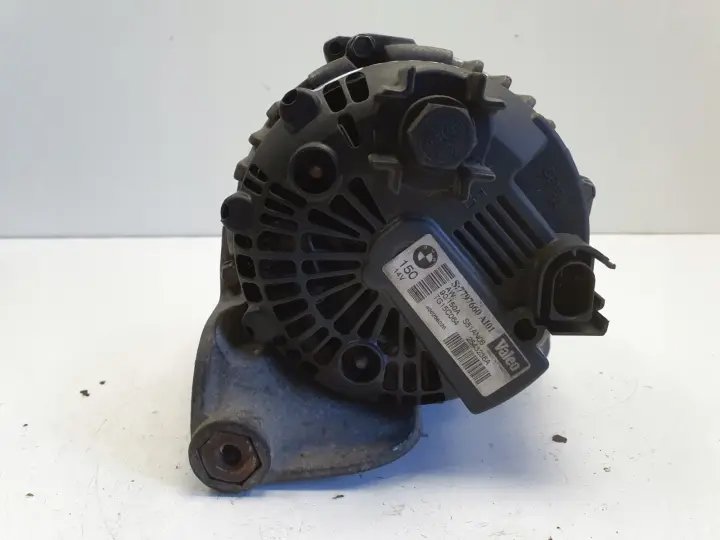 BMW X3 E83 2.0 D ALTERNATOR valeo 7797660 150A