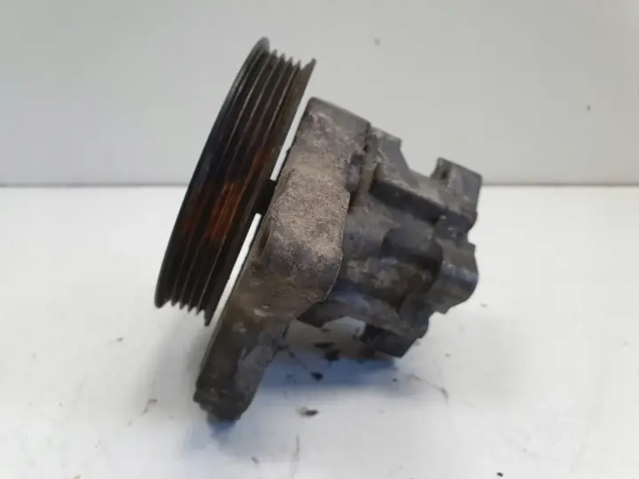 Land Rover Freelander 2.0 TD4 POMPA WSPOMAGANIA QVB101453