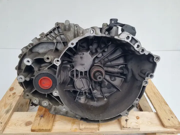 Volvo S60 II V60 2.0 D4 SKRZYNIA BIEGÓW manualna GU1R-7002-AEC