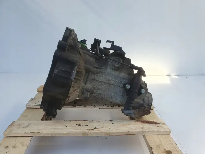 Audi A3 1.6 16V SKRZYNIA BIEGÓW DUW manualna MANUAL