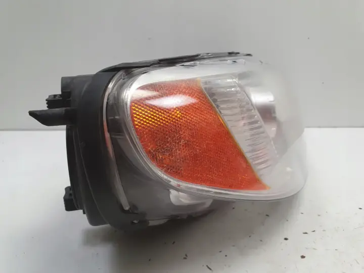 Volvo V70 III XC70 S80 II XENON PRZEDNIA LAMPA PRAWA prawy przód 31214348