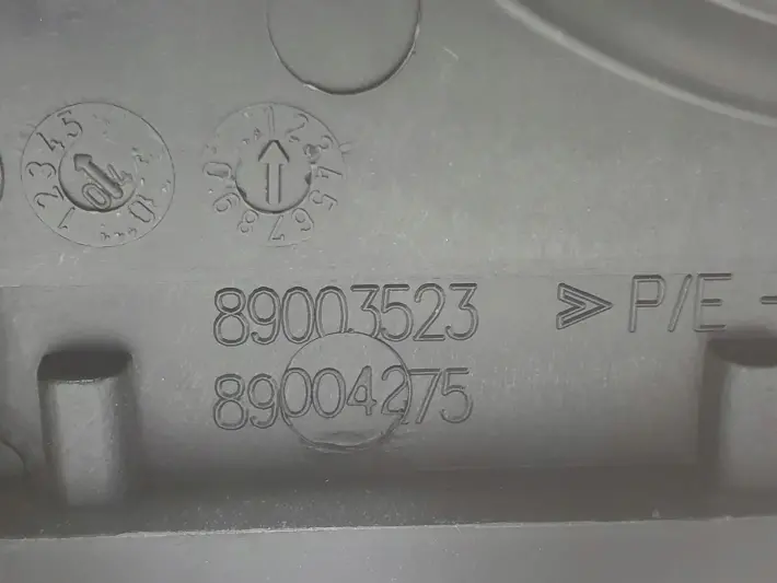 Renault Laguna II 01-05r PRZEDNIA LAMPA LEWA lewy przód 8200002845 89004687