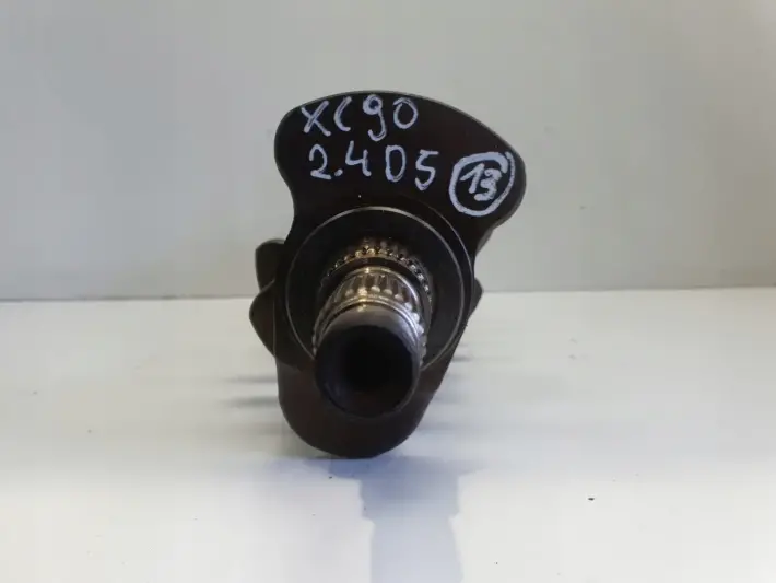 Volvo XC90 2.4 D5 163 KM WAŁ KORBOWY