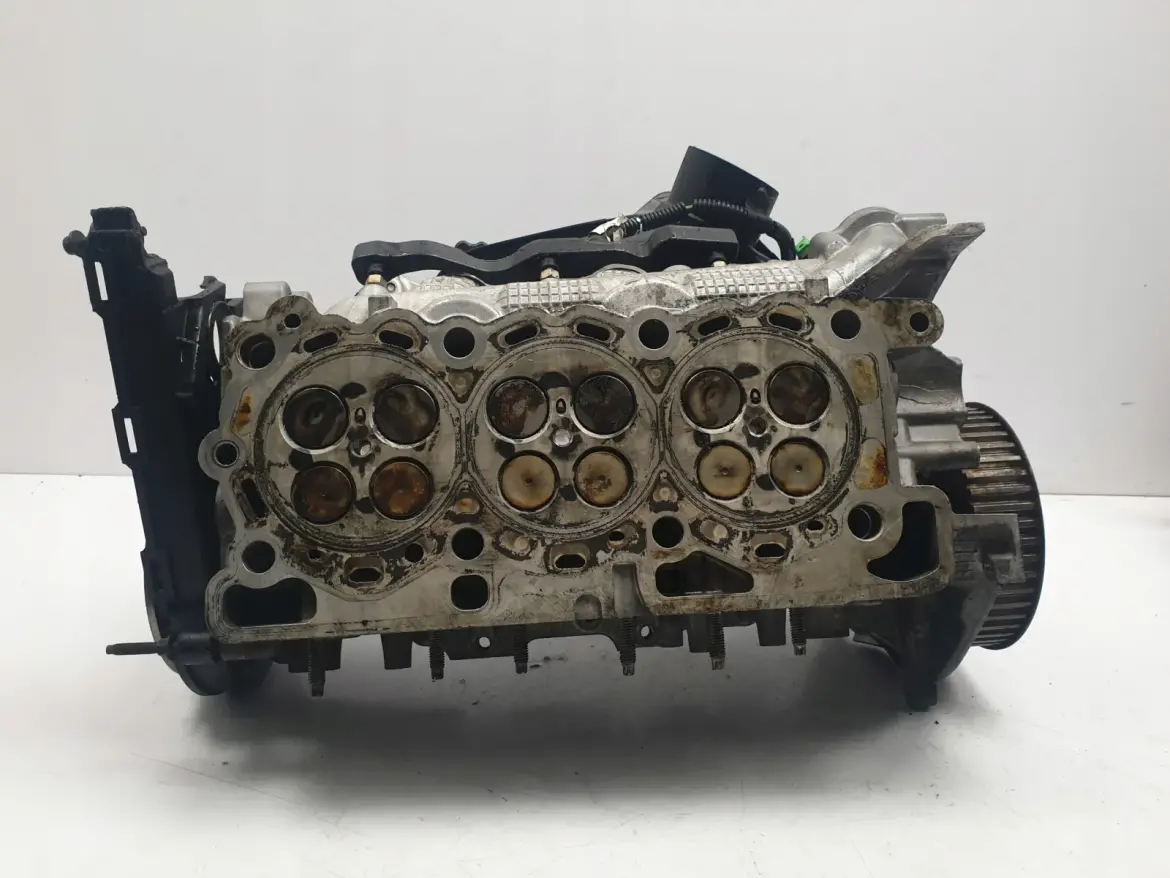 Jaguar XF 3.0 D V6 GŁOWICA CYLINDRÓW 6C064-CA