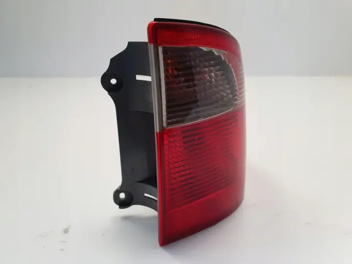 c4c6844cf7ebf0007cff8aecbac8884e.jpg