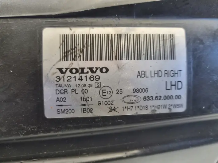 Volvo S80 II V70 III XC70 II PRZEDNIA LAMPA PRAWA PRAWY PRZÓD 31214169