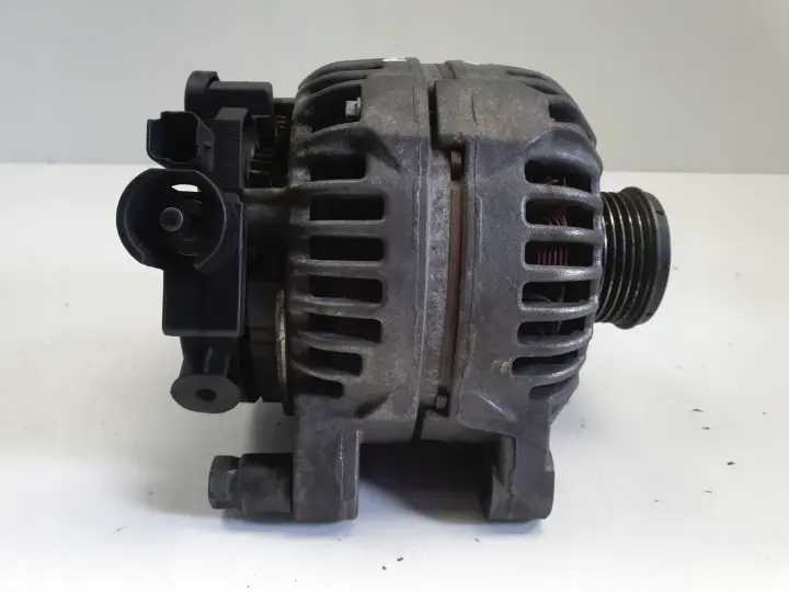 Peugeot Partner 1.6 HDI ALTERNATOR 9646321880