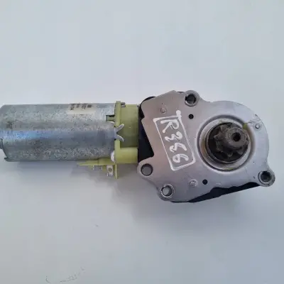 Volvo VOLVO V60 I S60 II XC60 I LEWY SILNICZEK FOTELA 0130002527