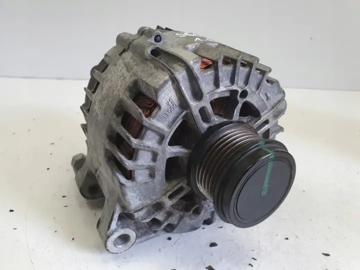 Volvo S40 II V50 1.6 D D2 ALTERNATOR 180A 31285399