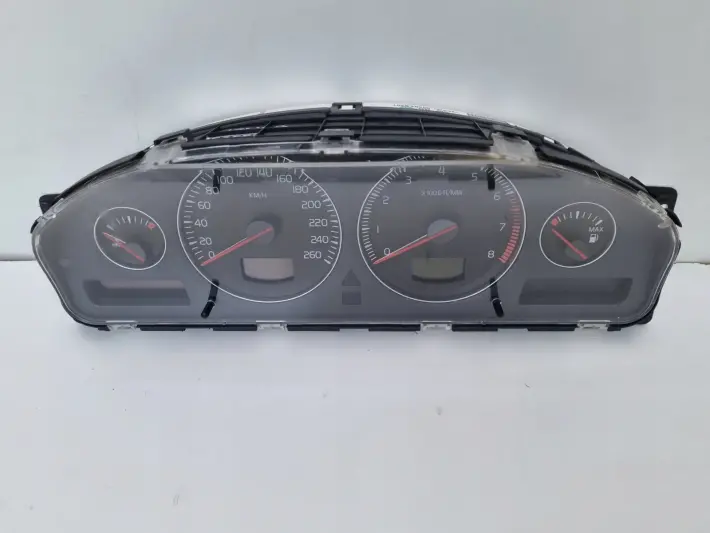 Volvo S60 I V70 II 2.4 20V LICZNIK ZEGARY 30746097 Europa benzyna