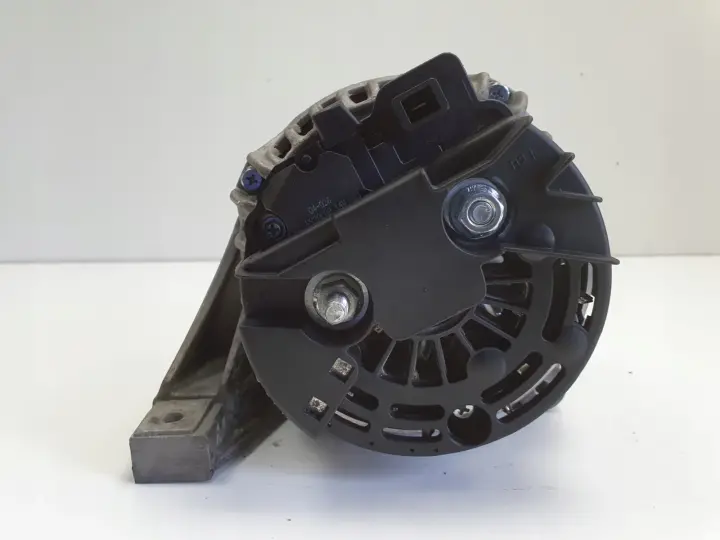 Volvo S80 S60 V70 II 2.4 B ALTERNATOR