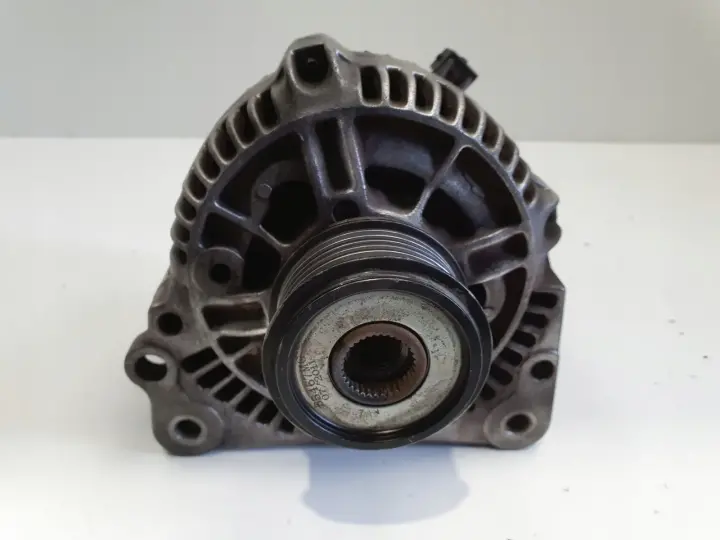 Audi A3 8L Golf IV Seat Leon 1.9 TDI ALTERNATOR 0123310035 038903023G