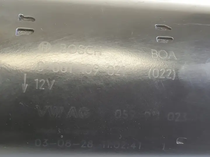 Audi A4 B6 2.5 TDI V6 ROZRUSZNIK bosch 0001109021