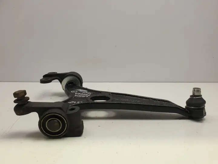 Lancia Phedra PRZEDNI LEWY DOLNY WAHACZ Przód