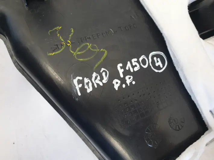 Ford F150 PRZEDNI SŁUPEK prawy przód OSŁONA oryg