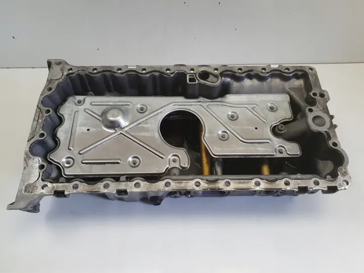 Volvo S60 II 2.0 D3 MISKA OLEJOWA oleju 31316978-AA