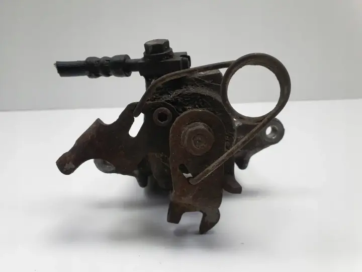 Vw Passat B5 Audi A4 B5 ZACISK HAMULCOWY Lewy tył Lucas