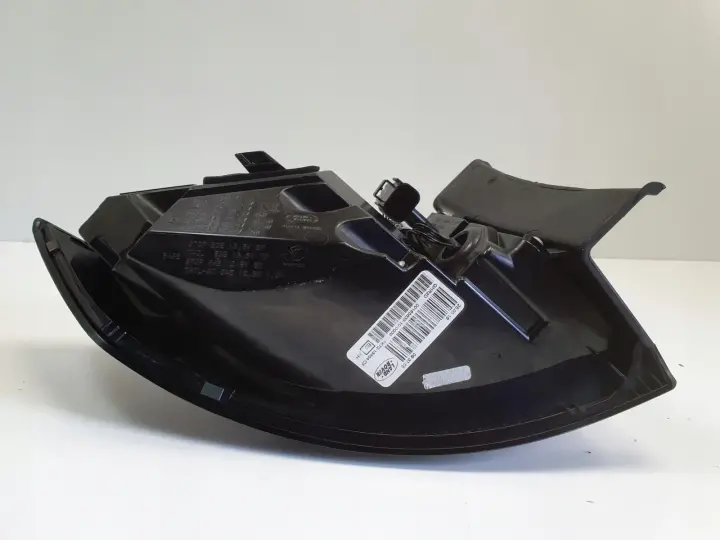 Land Rover Discovery Sport L550 TYLNIA LAMPA PRAWA PRAWY TYŁ FK72-13404-CF