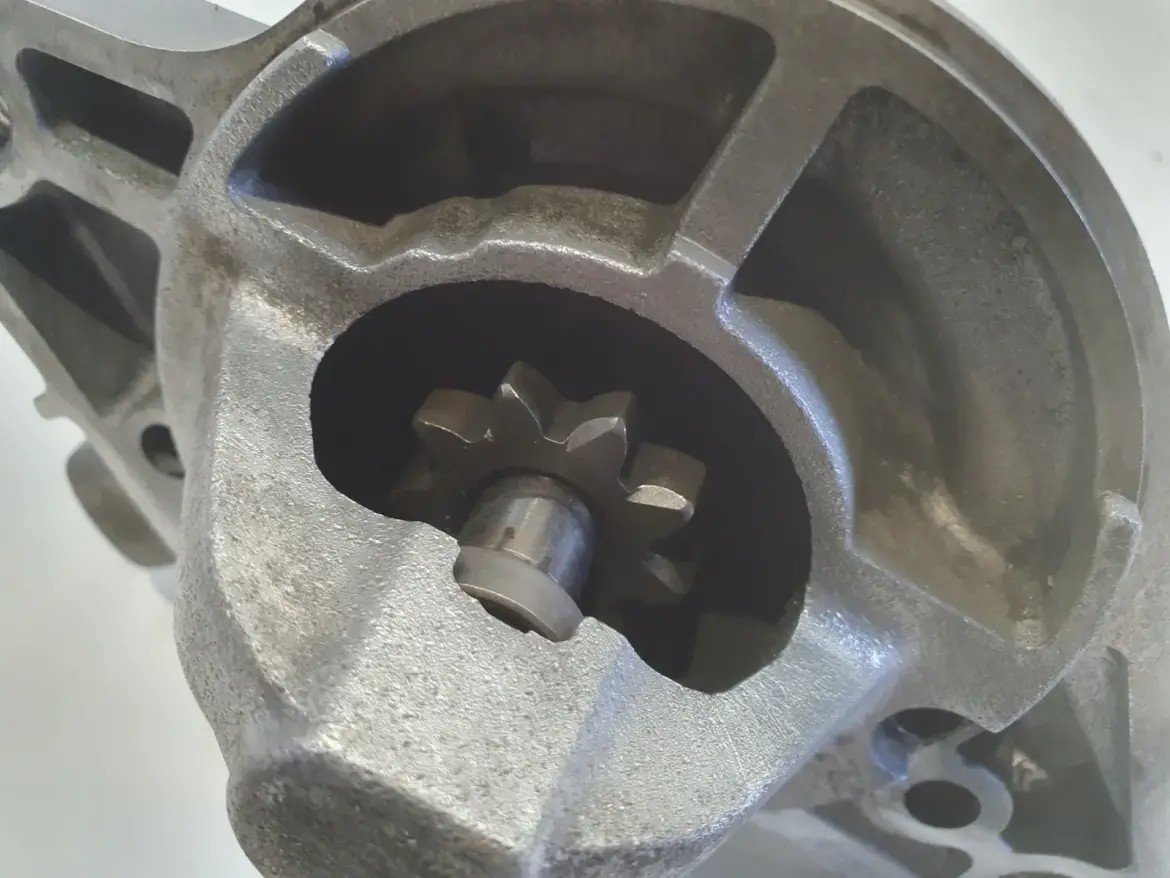 Mazda 3 II BL 2.2 MZR CD ROZRUSZNIK M001T30771 R2AA