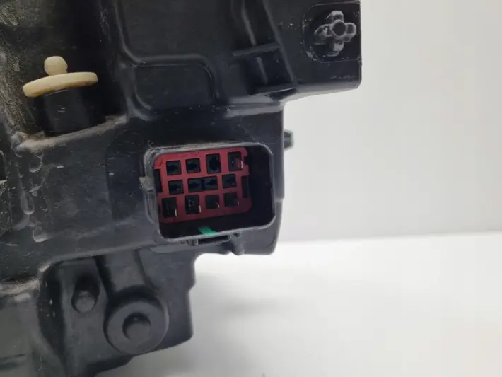 Volvo XC60 II FULL LED PRZEDNIA LAMPA PRAWA prawy przód EUROPA 32337383