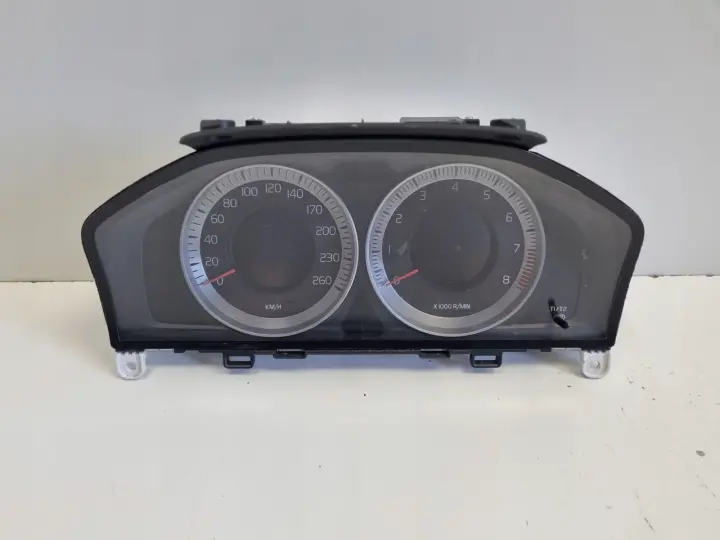 Volvo S80 II V70 III XC70 II 2.0 16V LICZNIK ZEGARY Europa 31343324AA