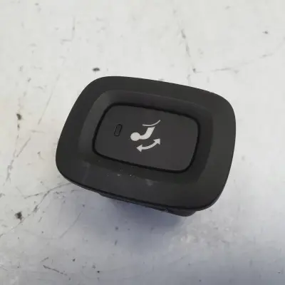 Volvo XC90 II XC60 II V90 II PRZYCISK SKŁADANIA HAKA przycisk 31399328