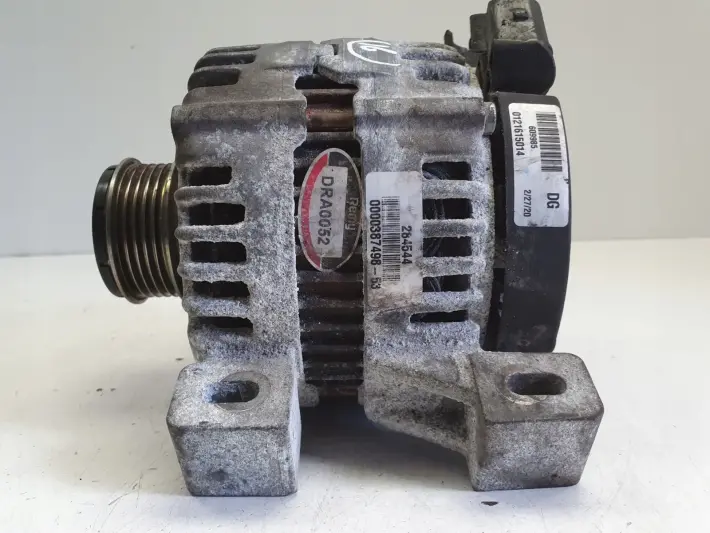 Volvo S40 II V50 2.4 D5 ALTERNATOR 0121615014