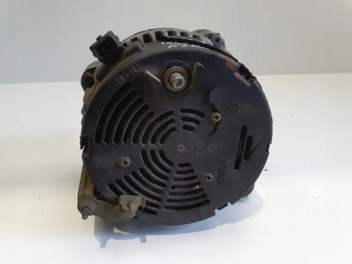 Audi A3 8L Golf IV 1.9 TDI ALTERNATOR 0123515021 038903023J 120A