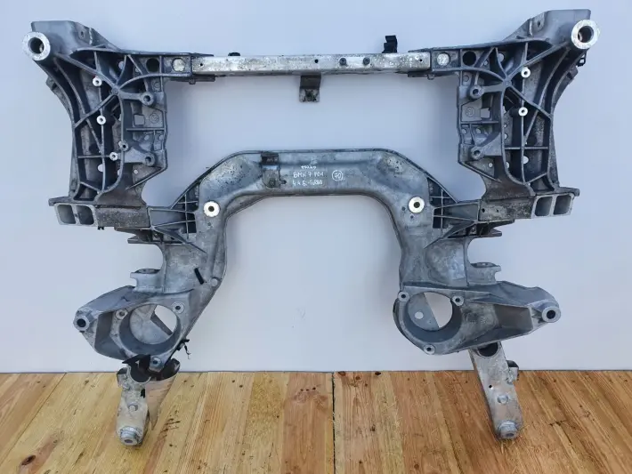 BMW F01 750 i 4.4 BITURBO SANKI BELKA POD SILNIK