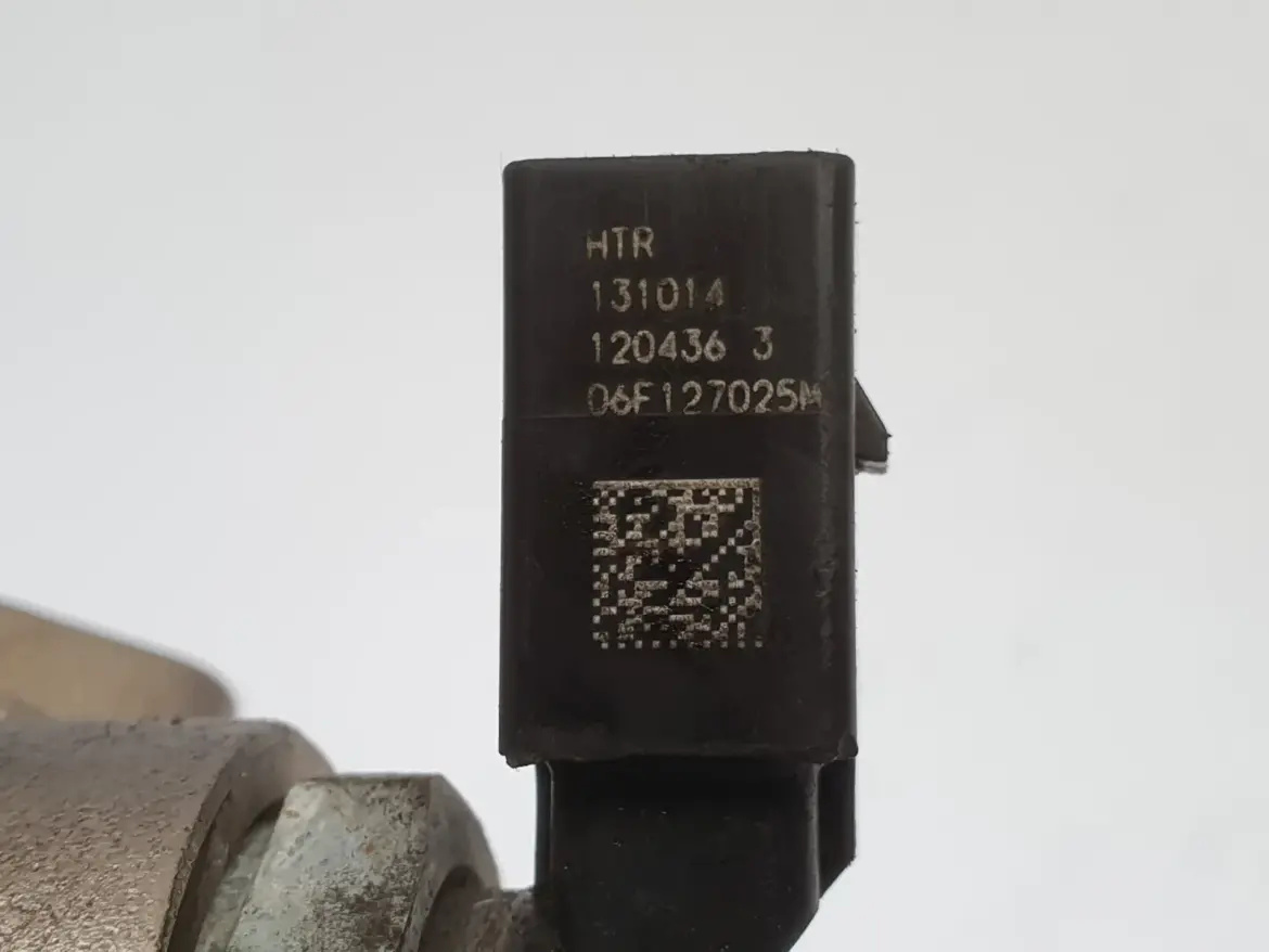 Audi A4 B7 2.0 TFSI POMPA WTRYSKOWA paliwa 06F127025M