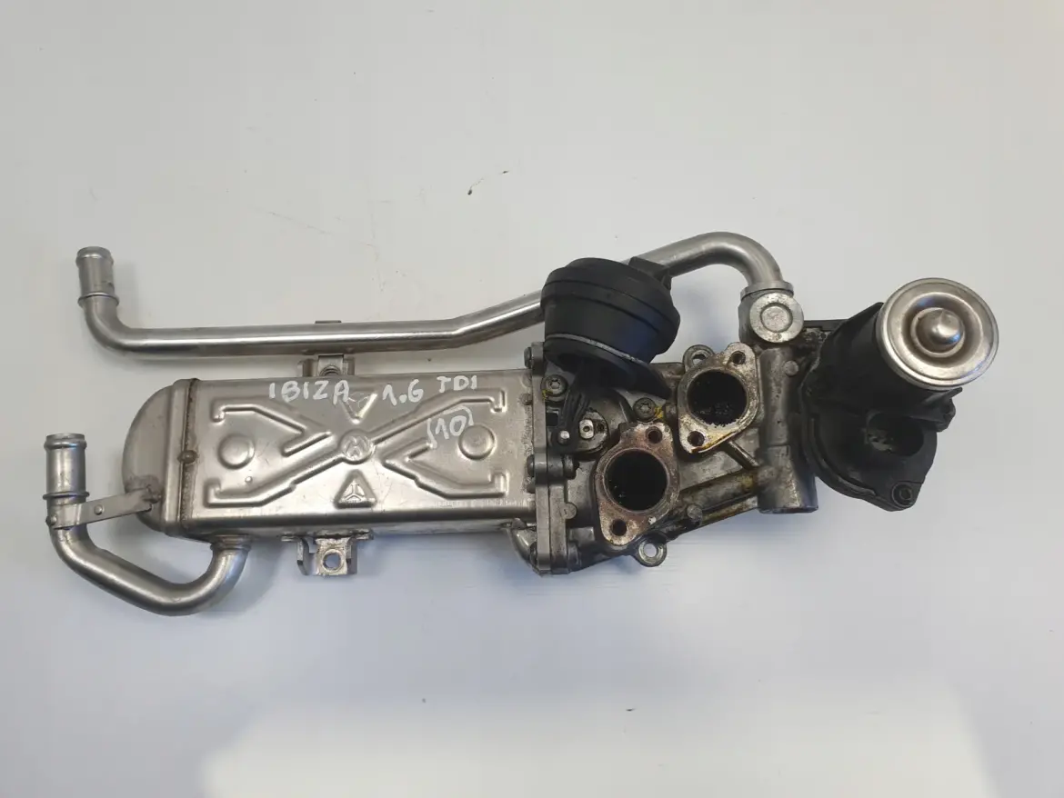 Seat Ibiza IV 1.6 TDI ZAWÓR EGR Chłodniczka spalin 03L131512CE