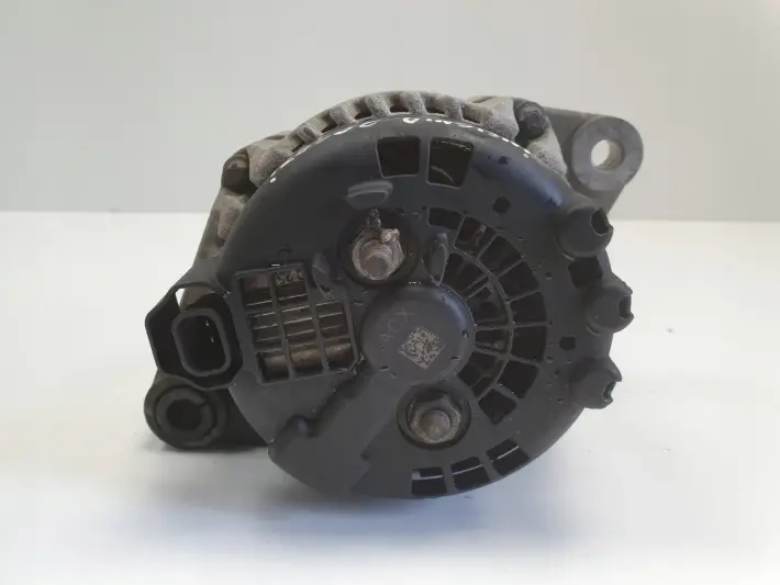 Opel Insignia 2.0 CDTI ALTERNATOR