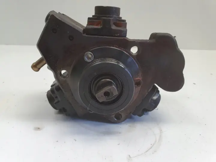 Opel Combo C 1.3 CDTI POMPA WTRYSKOWA 0445010204