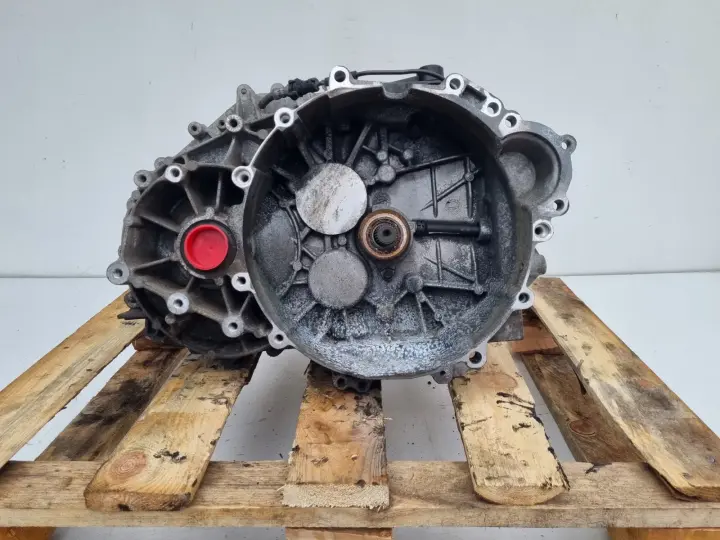 Volvo S60 II V60 2.0 D3 SKRZYNIA BIEGÓW manualna DG9R-7002-LA 1285121