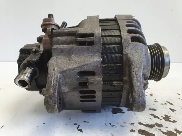 Hyundai Terracan 2.9 CRDI ALTERNATOR pompa vacum