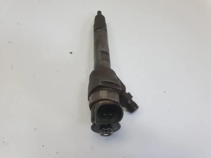 BMW E87 E90 E91 2.0 D WTRYSKIWACZ wtrysk 0445110289